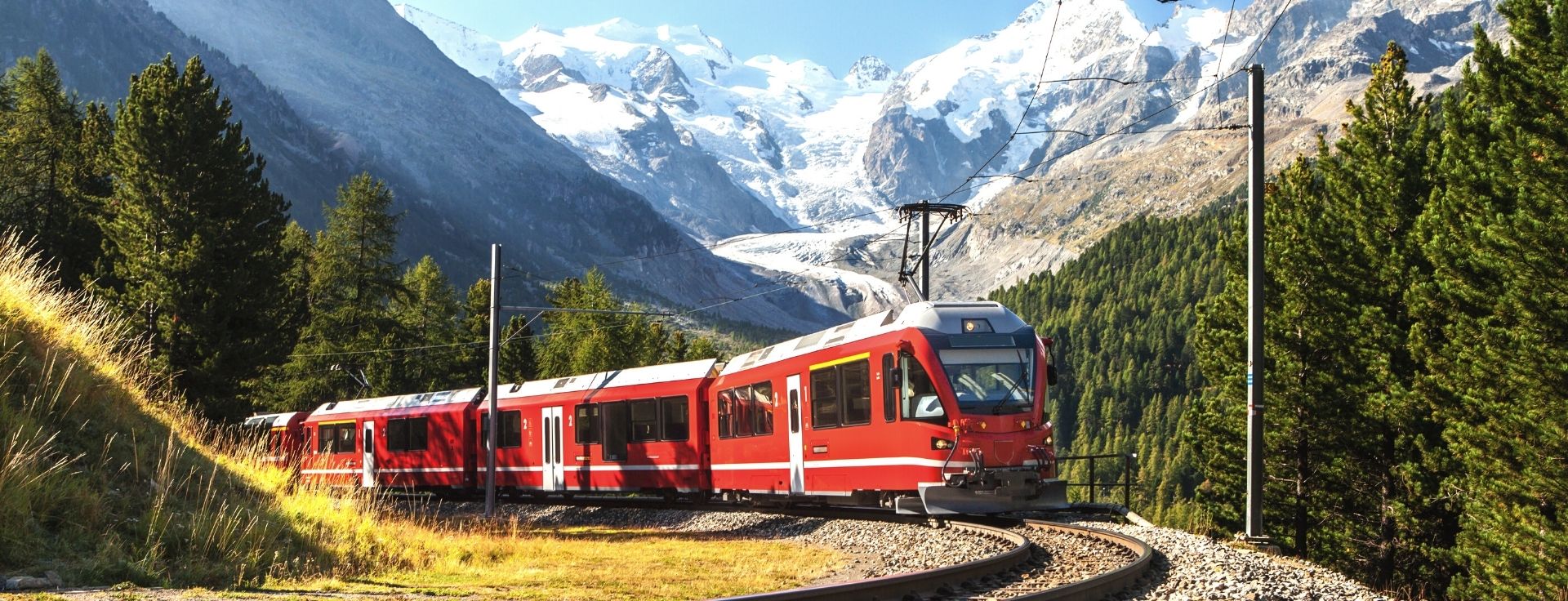 Szwajcaria góry i pociąg